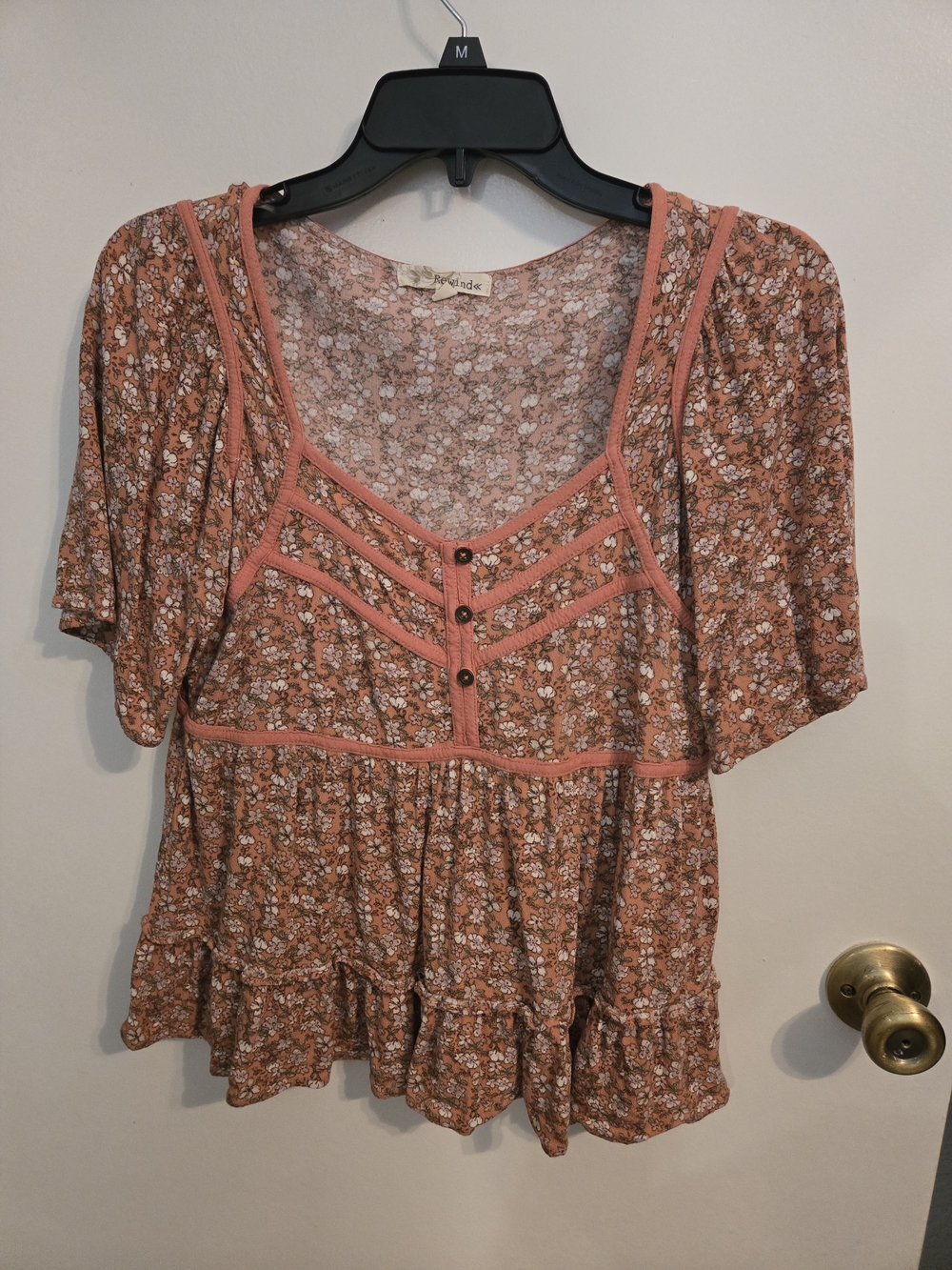 Rewind Peach Floral Peplum Short-Sleeve Blouse